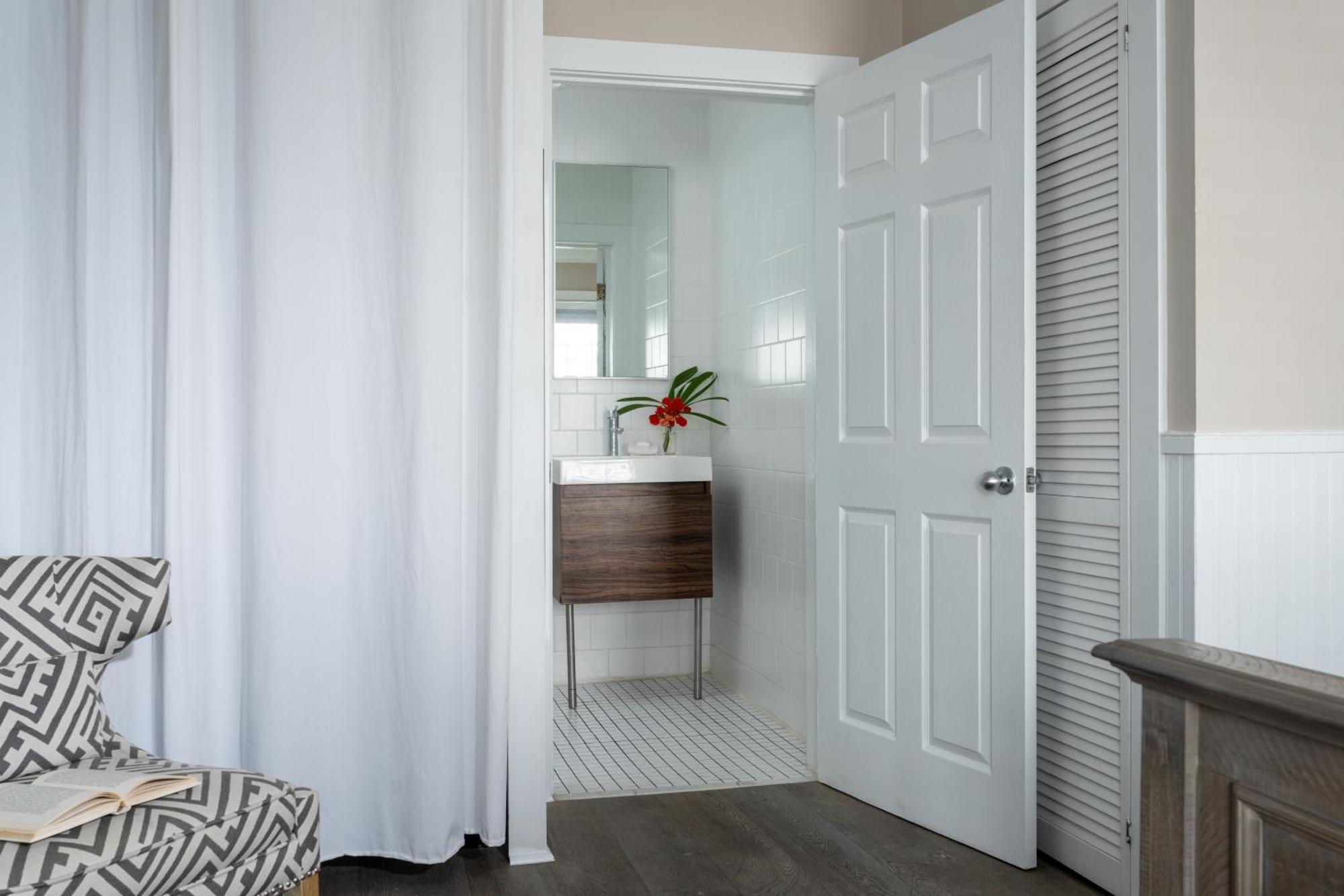Alexander'S Guesthouse-Adult Exclusive, Lgbtq Friendly Key West Szoba fotó